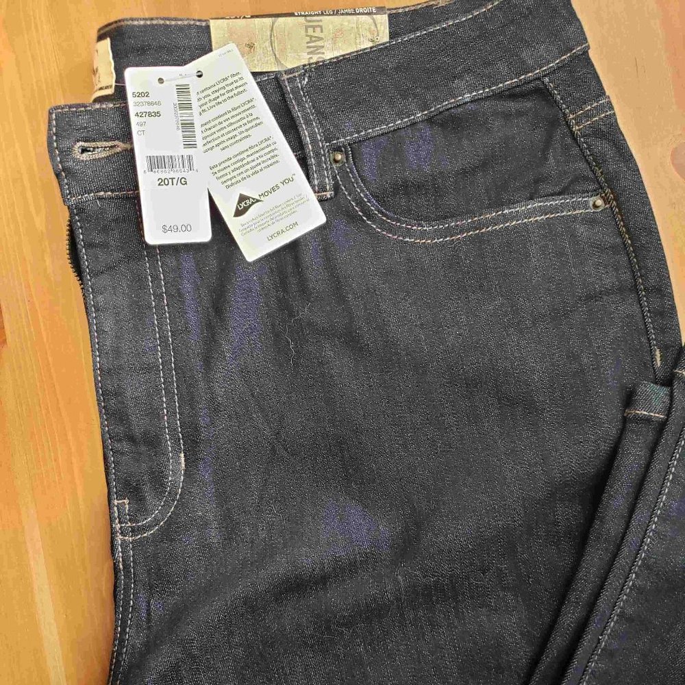 D/C Jeans Straight Leg 20 Tall NWT